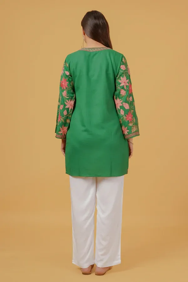 Cotton Kashmiri Aari Embroidered Jacket – Green 3.webp