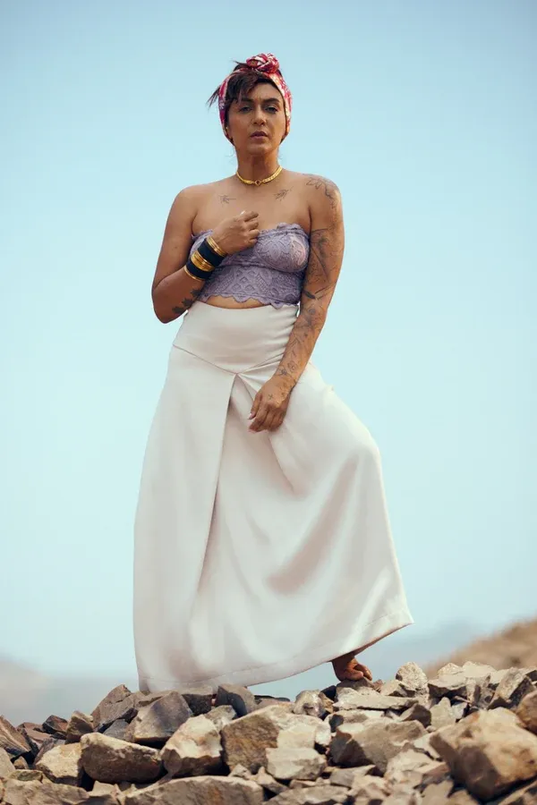 Orb skirt in Light3.webp